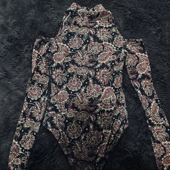 Paisley Bodysuit - Picture 2 of 2